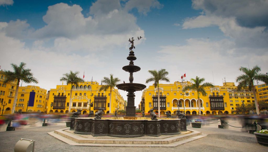 nombre_del_año_peru