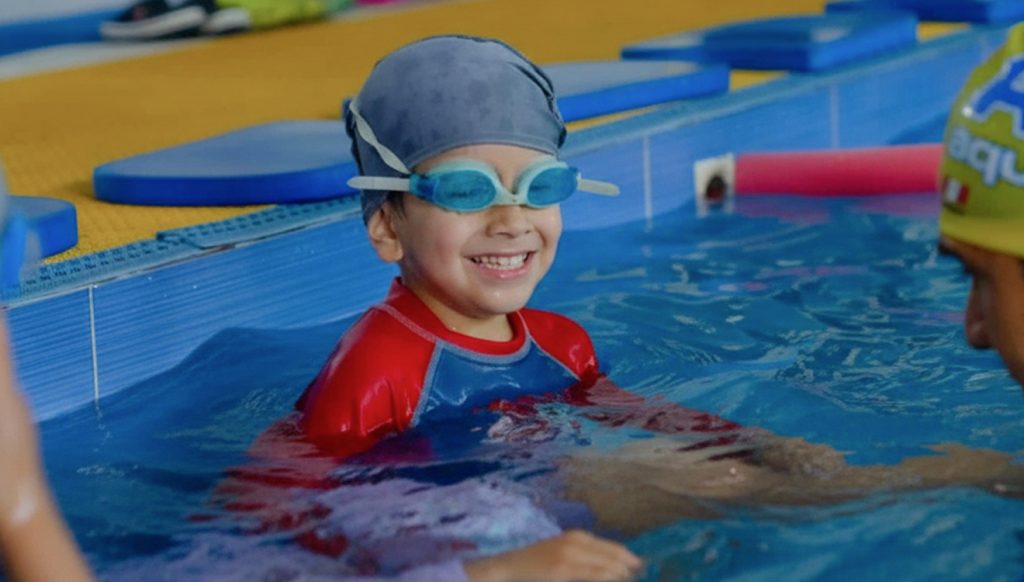 Natación escolar en el colegio Sagrados Corazones La Recoleta.